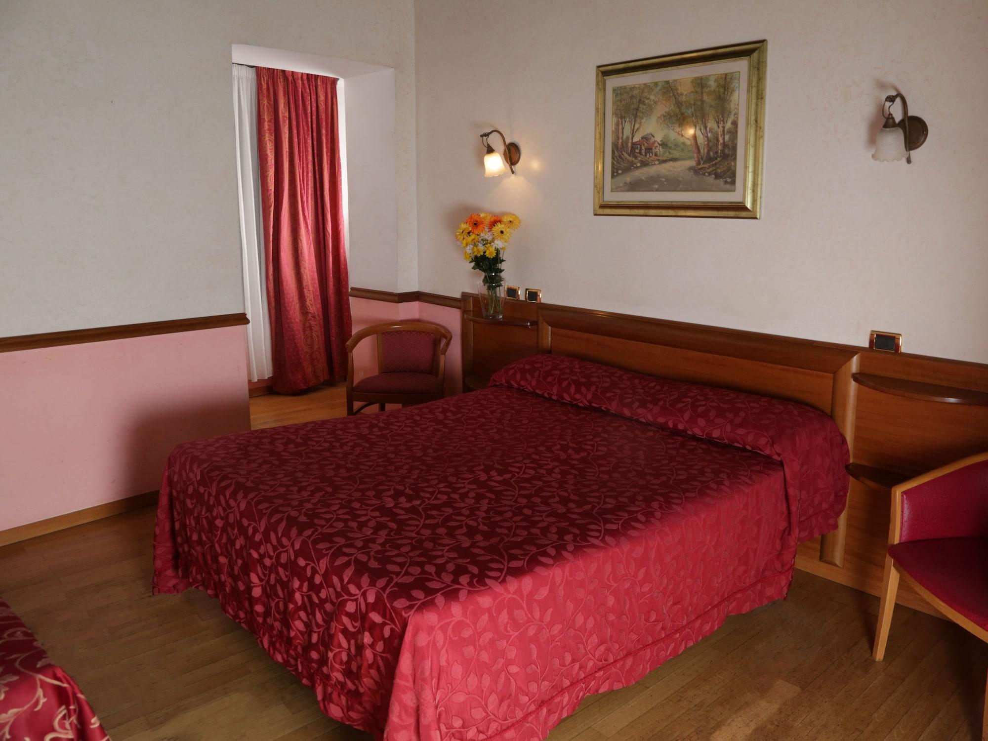 Hotel Santa Prassede โรม ภายนอก รูปภาพ