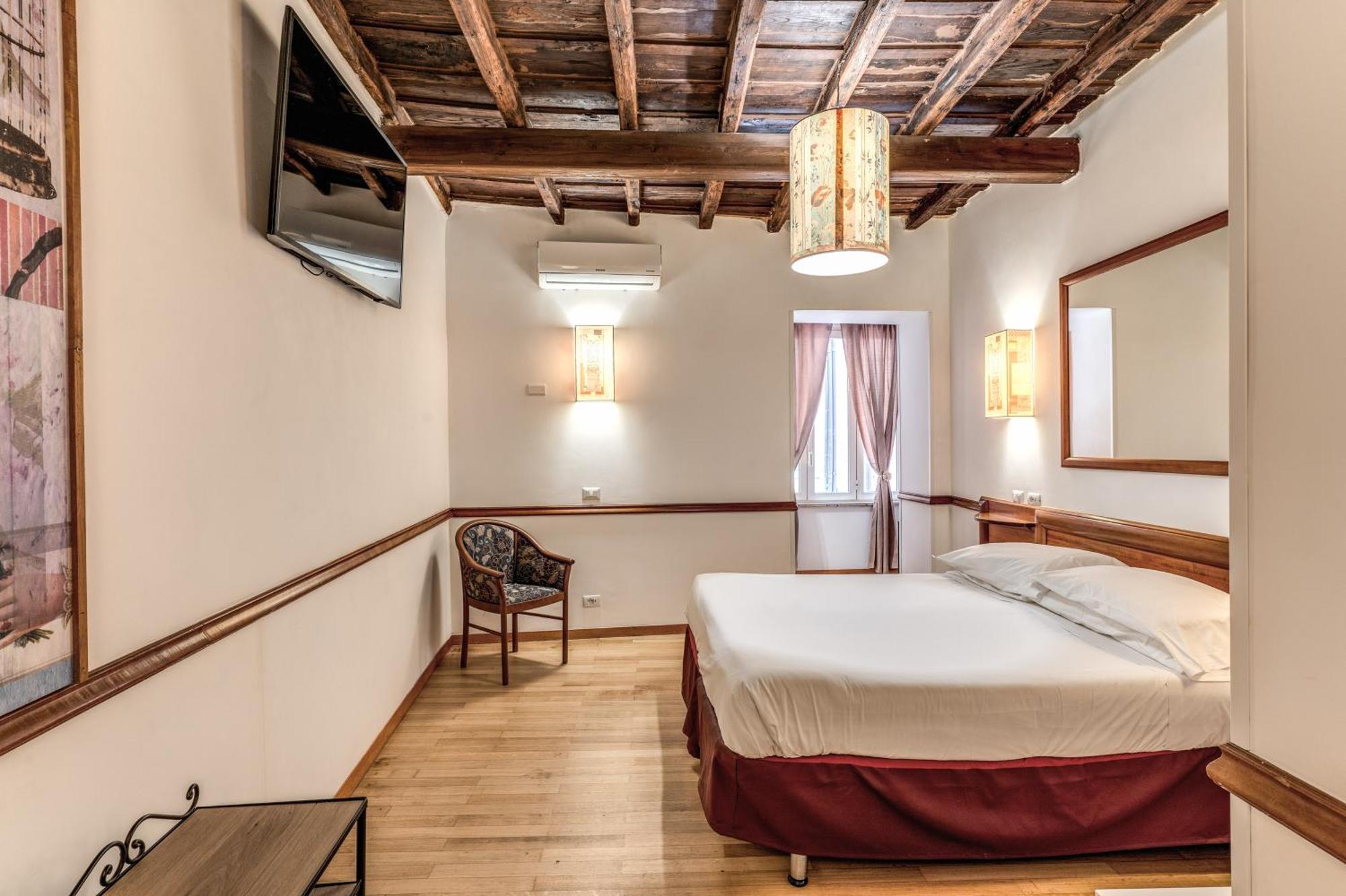 Hotel Santa Prassede โรม ภายนอก รูปภาพ