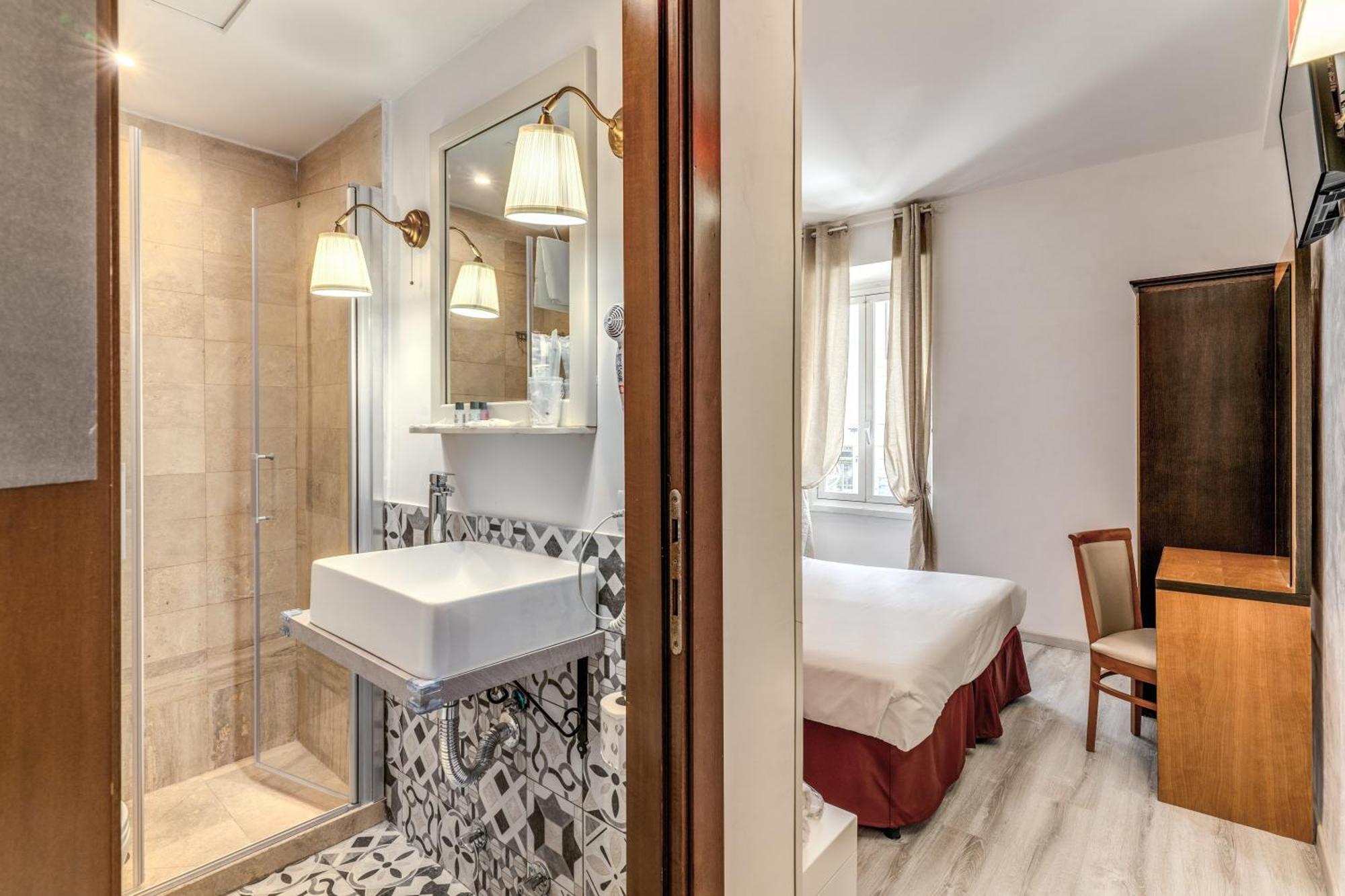 Hotel Santa Prassede โรม ภายนอก รูปภาพ