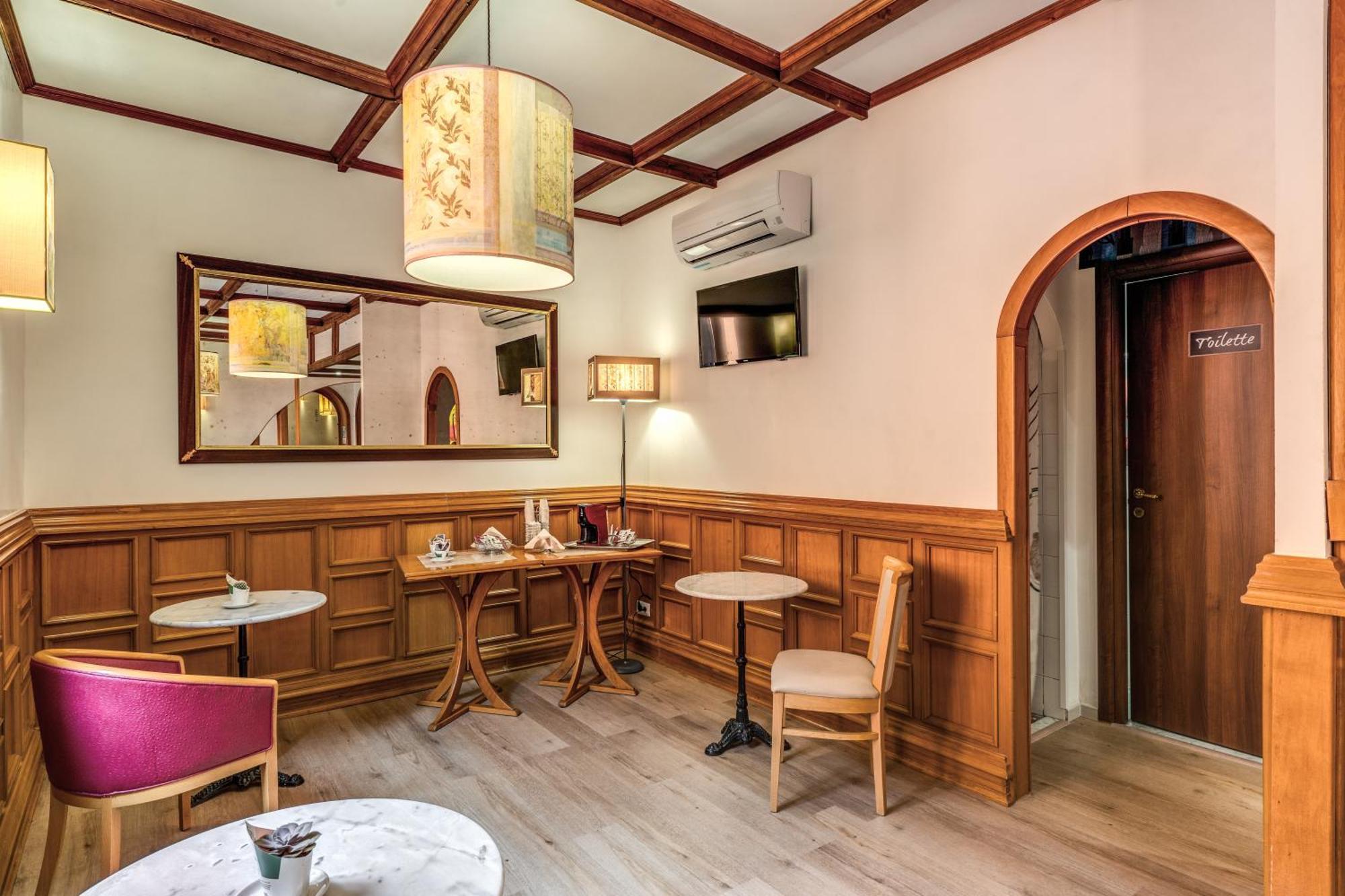 Hotel Santa Prassede โรม ภายนอก รูปภาพ